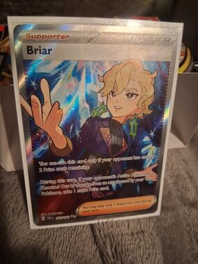 Briar Holographic Supporter Trading Card - Blue